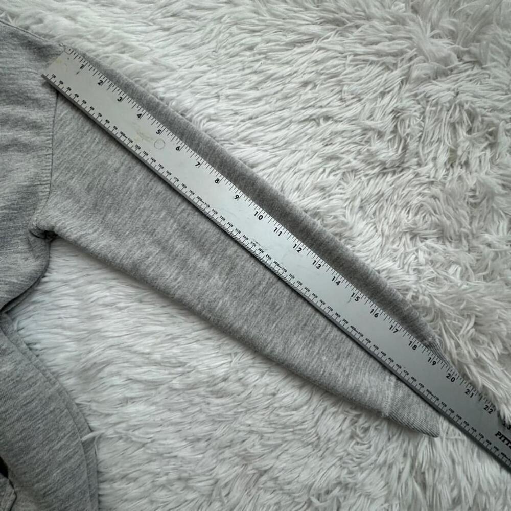 Danskin Ladies Sweatshirt Oversized Crewneck with Pocket Light Heater Grey Sz M - Picture 11 of 14